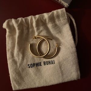 Sophie Buhai - Medium Everyday Hoops GOLD